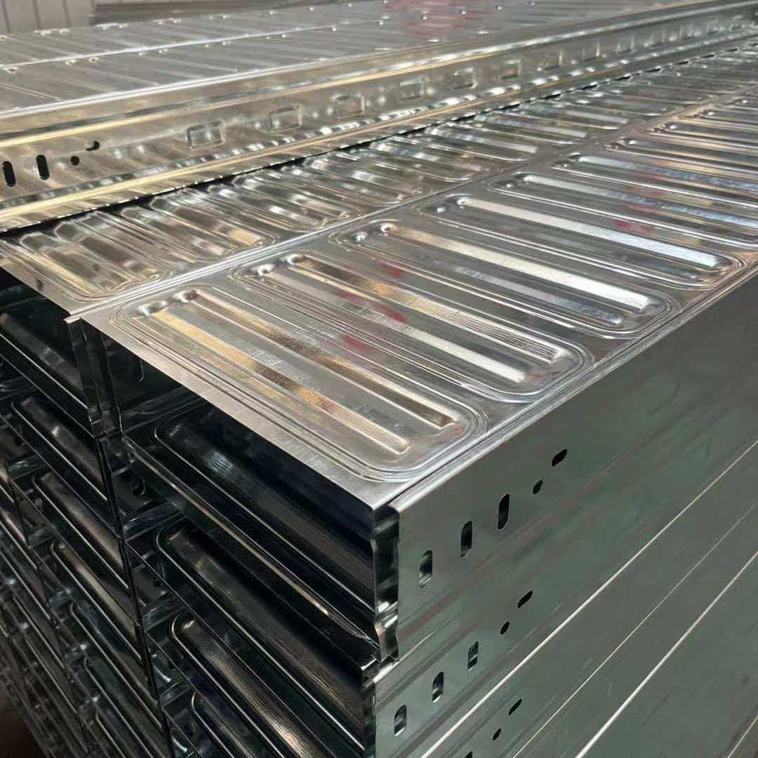 乌海市模压电缆桥架锌铝镁电缆桥架 - 价格